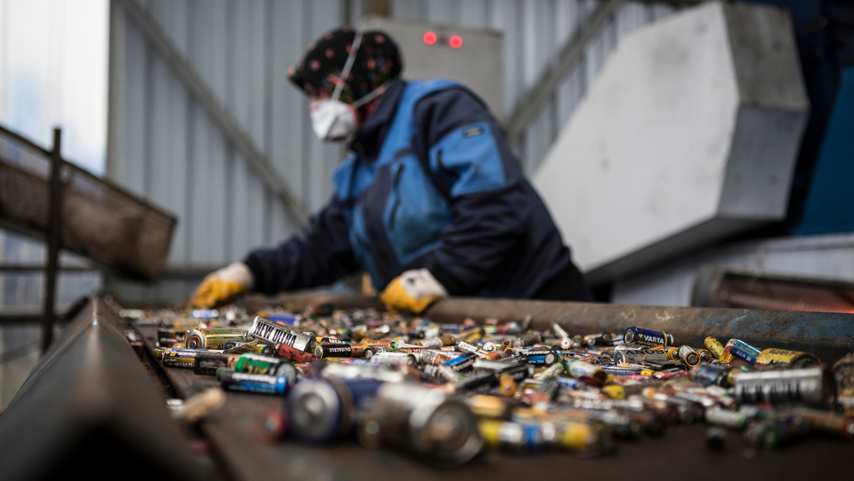 America’s Battery Breakthrough: A Jolt for Recycling